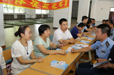 法律援助与法律咨询 守护社会公正的守护者